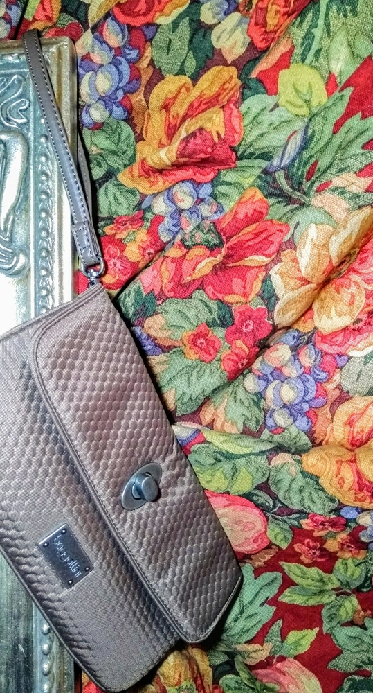 Smooth, Bubble Pattern Wristlet Clutch - image 4